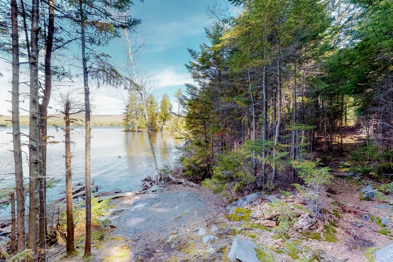 Loon Landing Lodge Greenville Extérieur photo