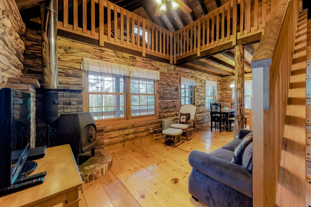 Loon Landing Lodge Greenville Extérieur photo